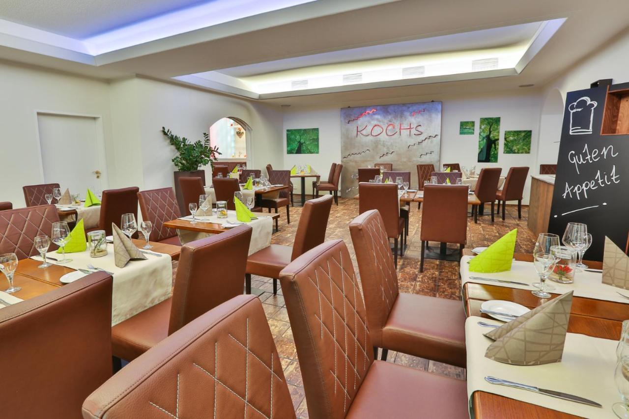 Hotel Zur Pfalz Kandel Ngoại thất bức ảnh