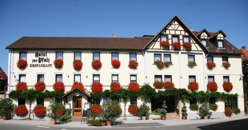 Hotel Zur Pfalz Kandel Ngoại thất bức ảnh